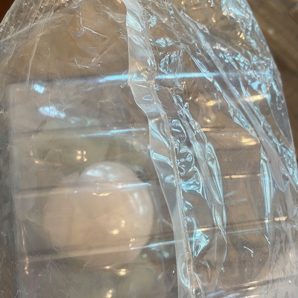 Unopened KAWS Small lie in brown, pristine condition - Picture 6 of 6